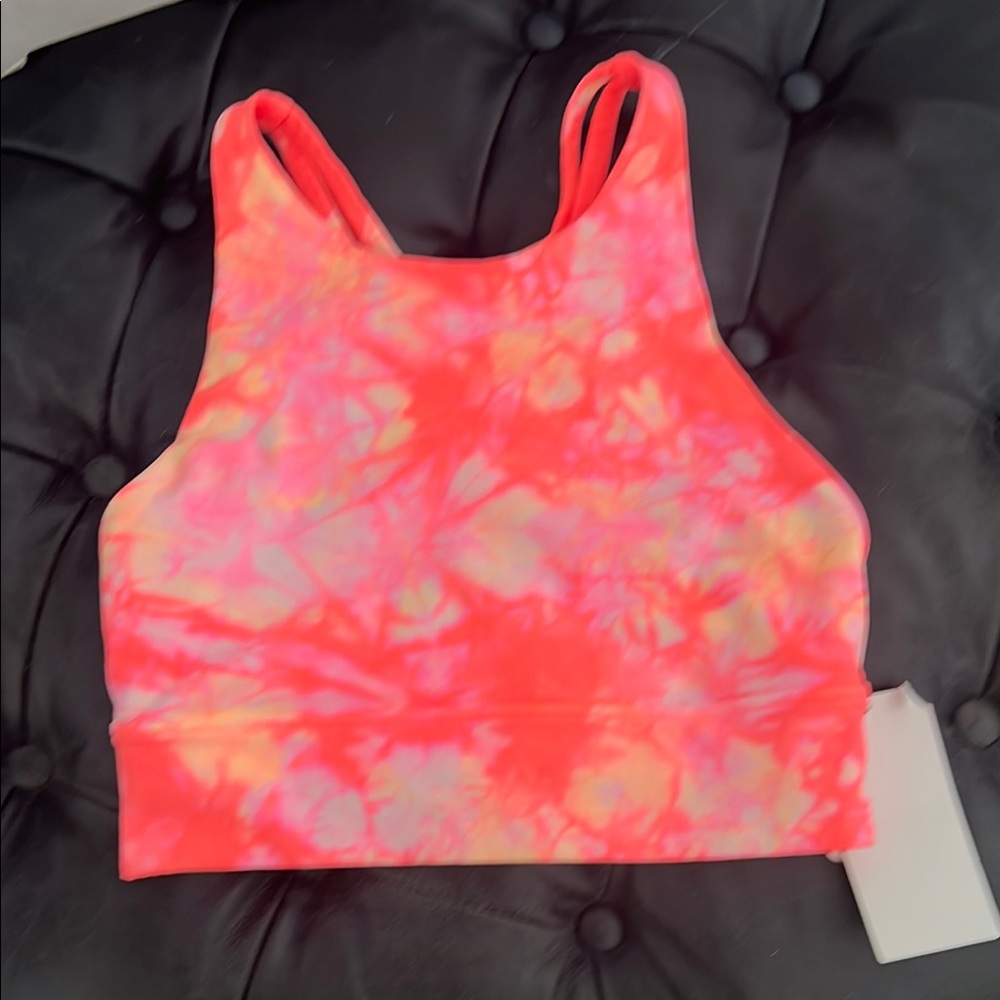 To Dye for Lululemon sports dance top.  Size 4.